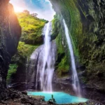 Pesona Memikat Air Terjun Madakaripura