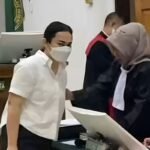 Istri Makelar