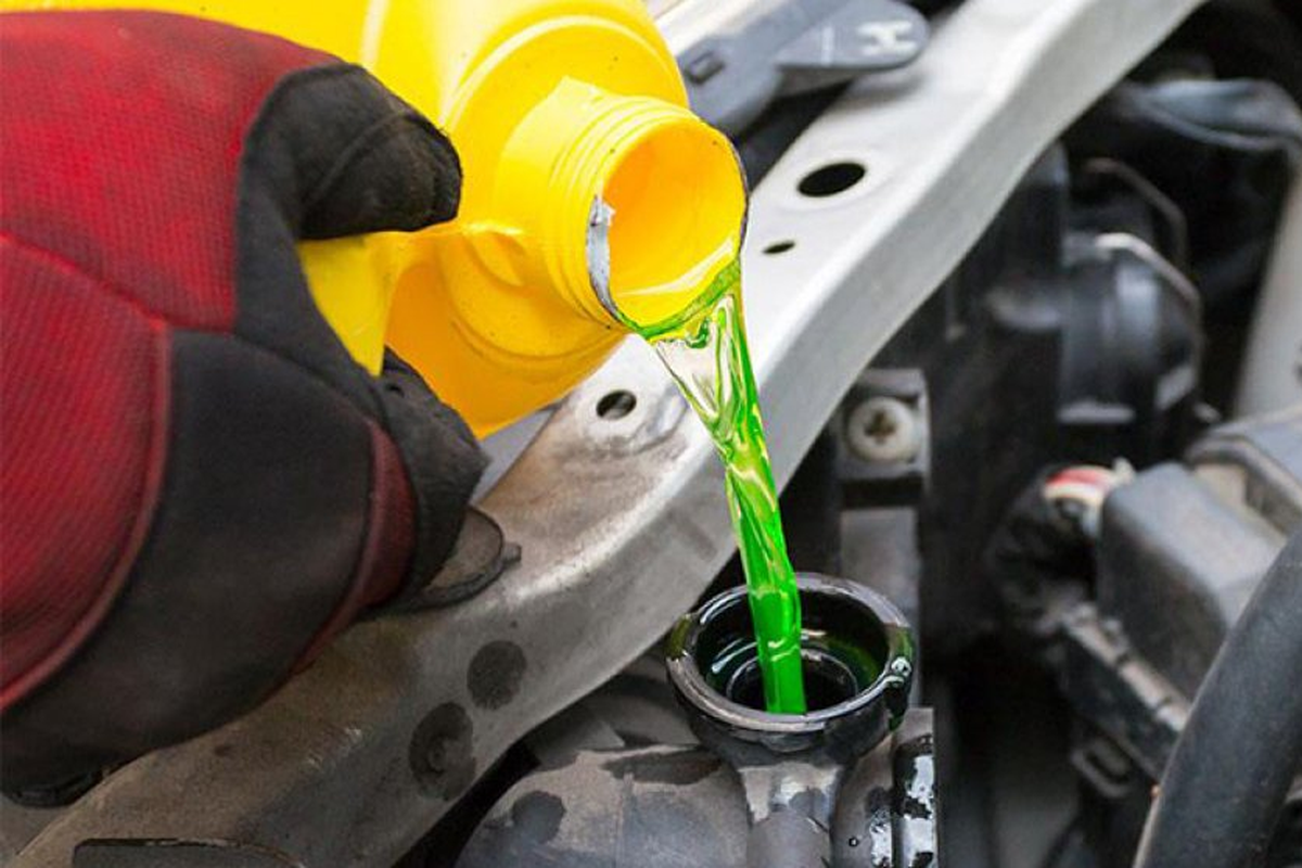 Coolant Berbeda Warna