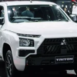 Mitsubishi Triton Street