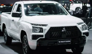 Mitsubishi Triton Street Mitsubishi Triton Street